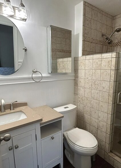 Building Photo - 573 Hearthstone Ct