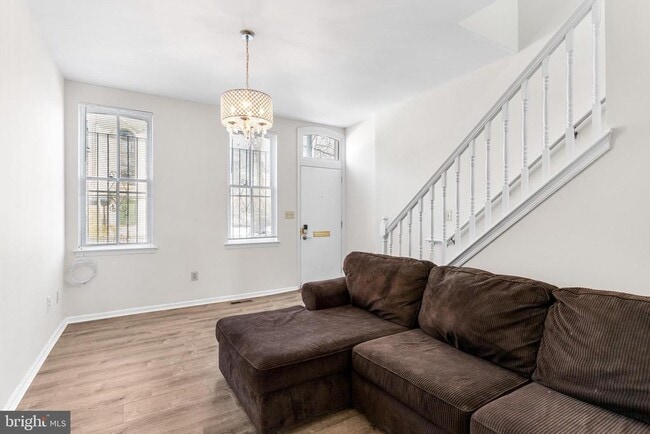 Building Photo - 1738 N Bouvier St