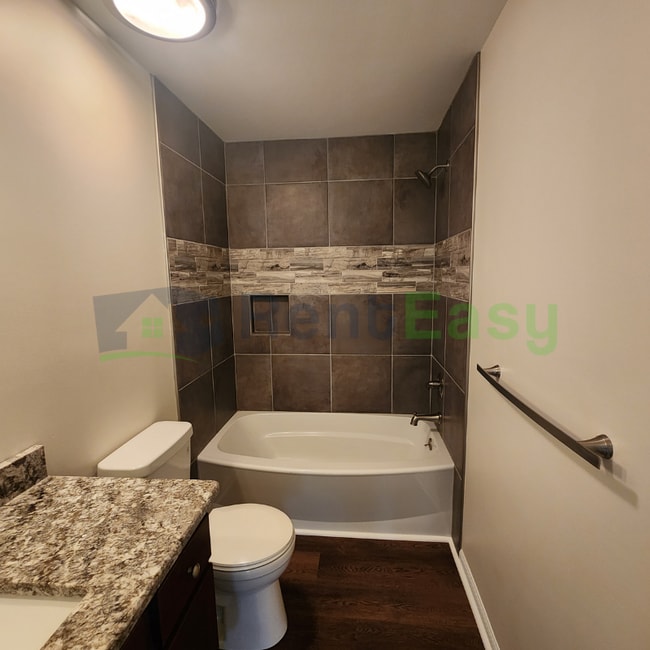 Building Photo - 5340 Chatham Lake Dr