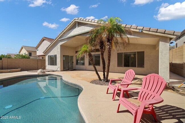 Building Photo - 16025 S 18th Dr