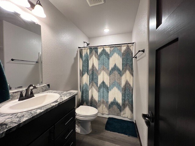 Building Photo - 557 Antietam Dr