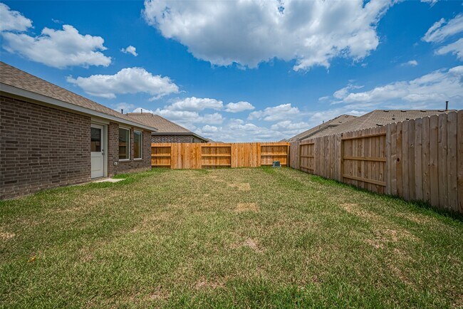 Building Photo - 28723 Texas Sparrow Ln