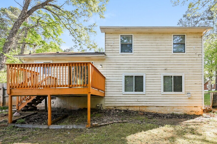 Building Photo - 5088 Phillip Ct