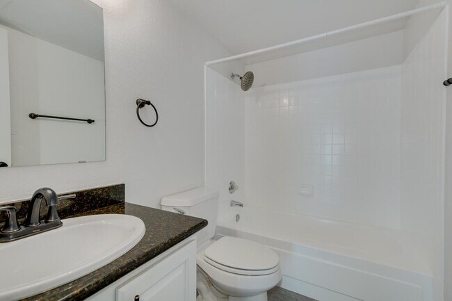 Building Photo - 5995 N 78th St