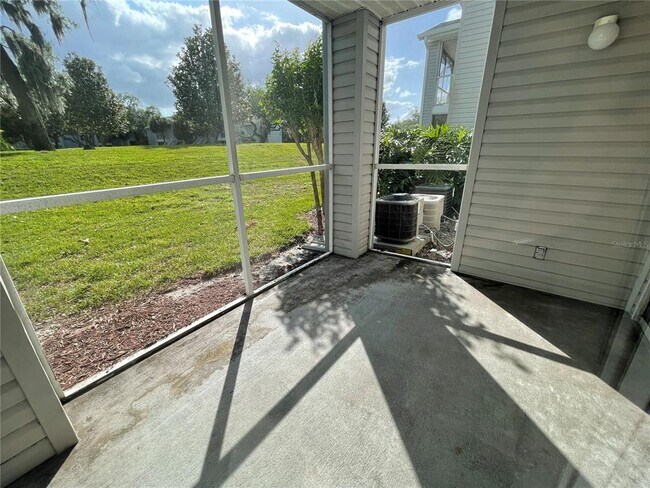 Building Photo - 711 Sugar Bay Way