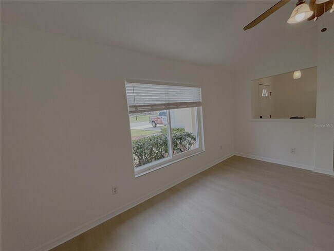 Building Photo - 10417 SW 52nd Ct