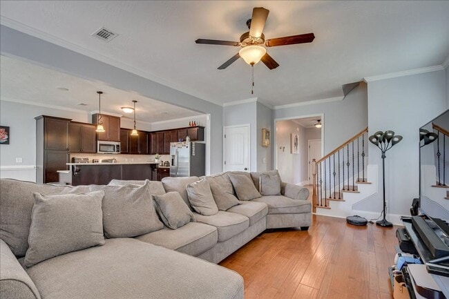 Building Photo - 4 bed, 2.5 bath home on corner lot with 2 car garage and fenced in back yard