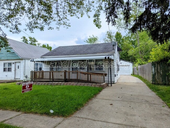Primary Photo - Completely Remodeled 3-Bedroom Ranch with ...