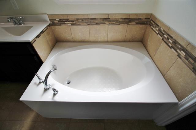 Building Photo - 1205 Crest Ridge Dr