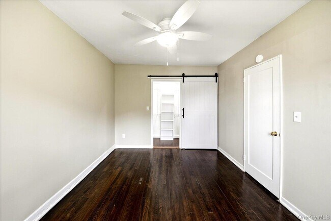 Building Photo - 12 Wainwright Ave