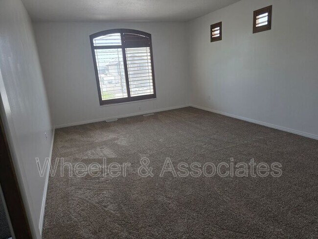 Building Photo - 4336 W 5850 S
