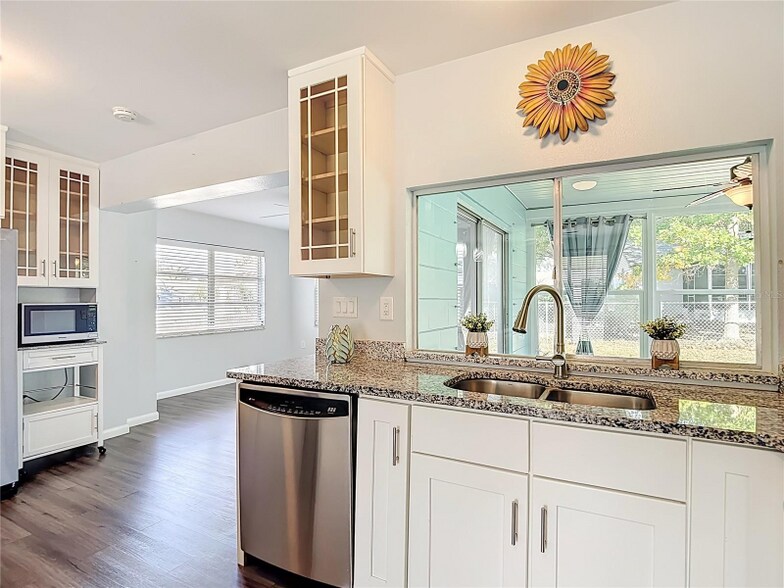 Building Photo - 13004 Spicebox Way