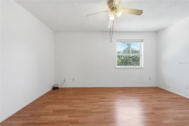 Building Photo - 7551 Abonado Rd