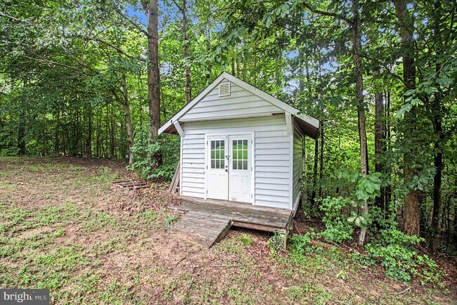 Building Photo - 71 Battery Ridge Dr