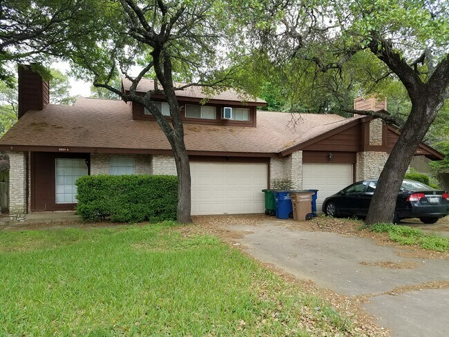Primary Photo - 8801 Clearbrook Trail