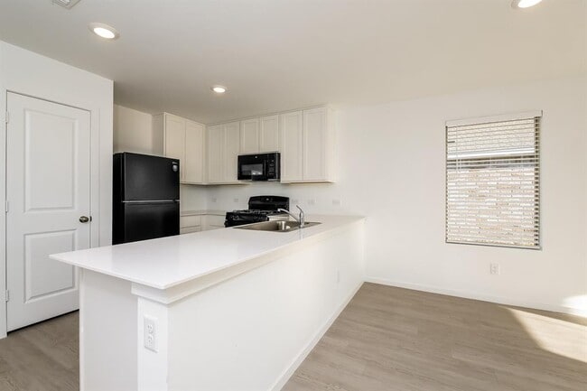 Building Photo - 9612 NW 125th St