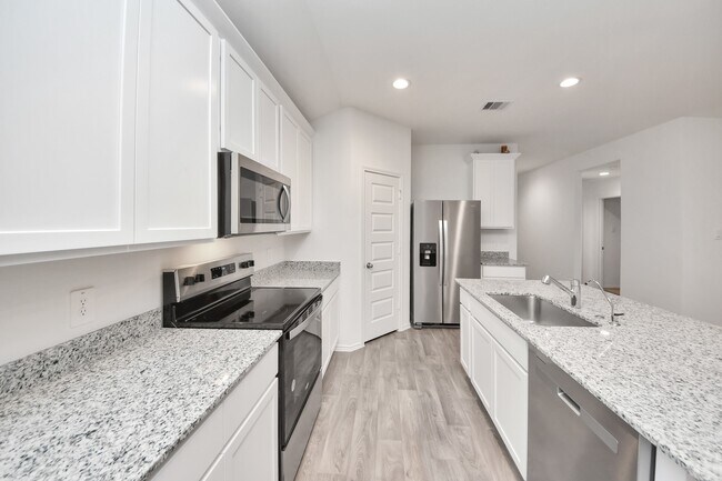 Building Photo - 2227 Laurel Bloom Ln