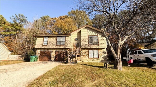 Primary Photo - 4031 Sugar Mill Dr