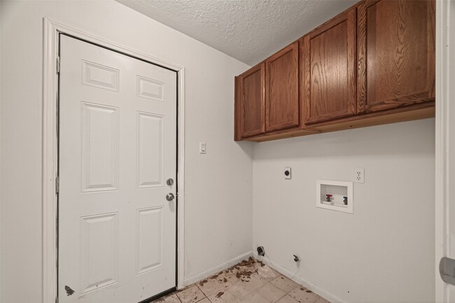 Building Photo - 12835 Woodlite Ln