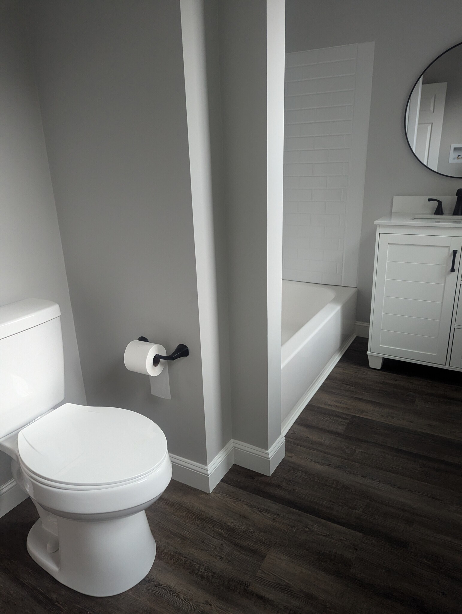 Bathroom - 4 Wright St