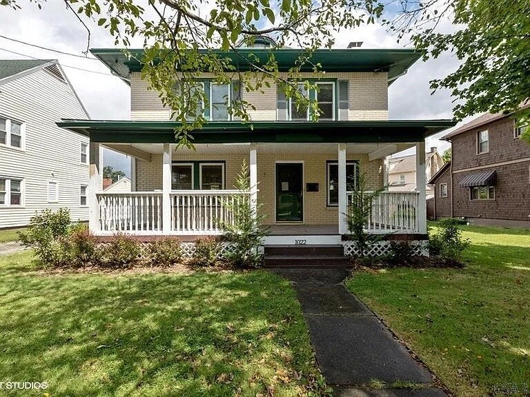 Primary Photo - 1022 Menoher Blvd