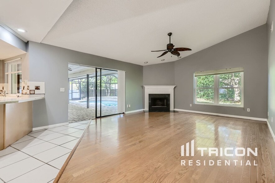 Building Photo - 3906 Broomsedge Ln