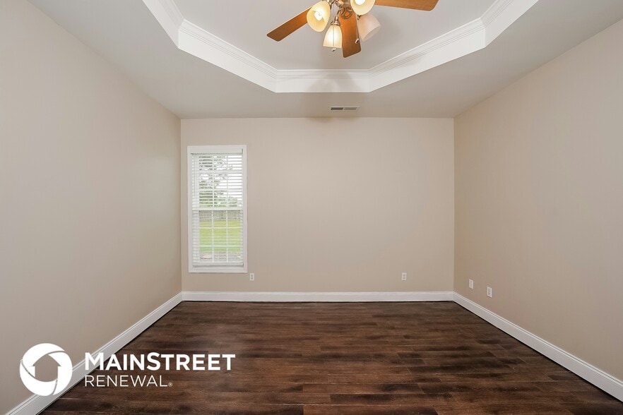 Building Photo - 4497 Canterbury St