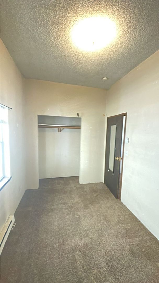 Building Photo - PRELEASING NOW! Available early September  2025 - 4 Bed/1.5 Bath