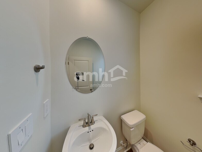 Building Photo - 3632 Mitchem Crk Vw