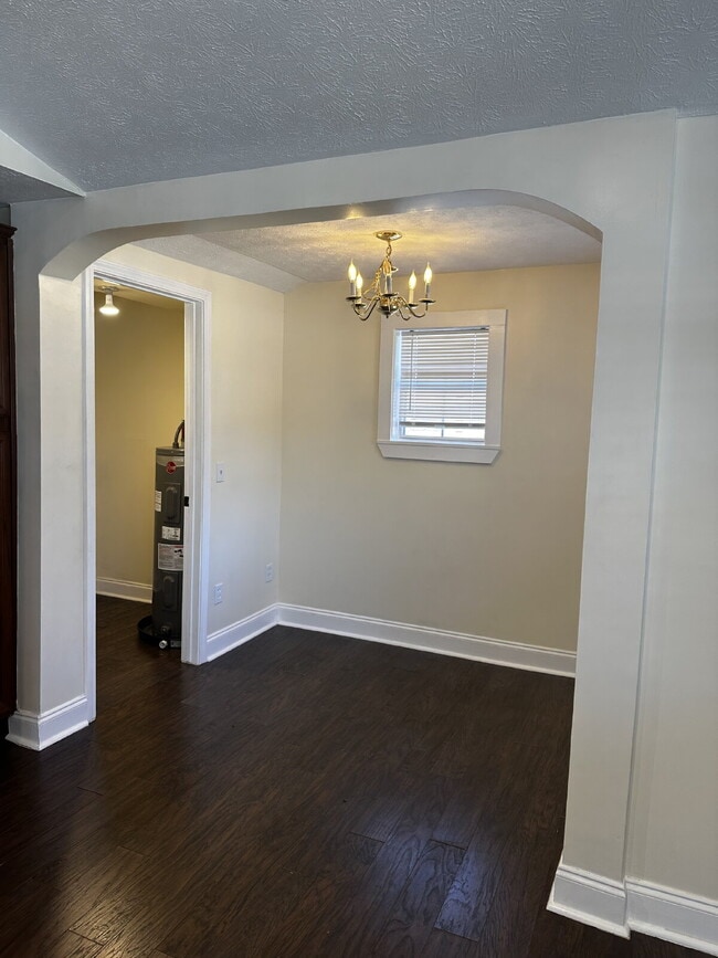 Building Photo - WALK TO ST. ANDREWS MARINA, RESTAURANTS, BARS AND FARMERS MARKET.... you will LOVE this LOCATION!