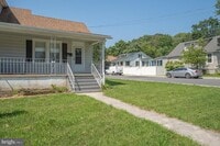 Building Photo - 414 N Broadview Blvd