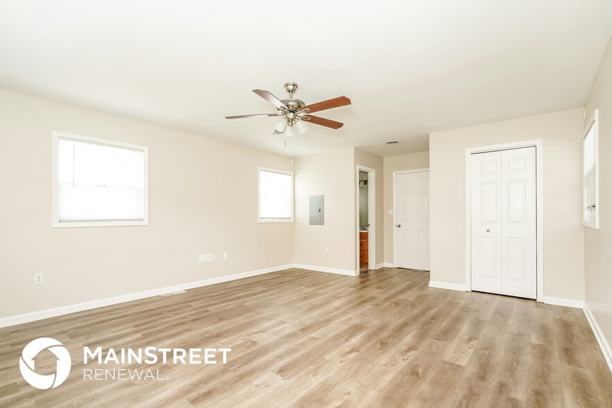 Building Photo - 124 Rose Ln