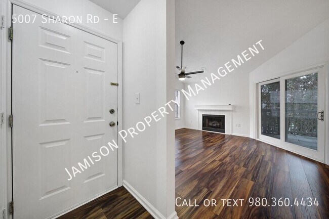 Building Photo - 5007 Sharon Rd