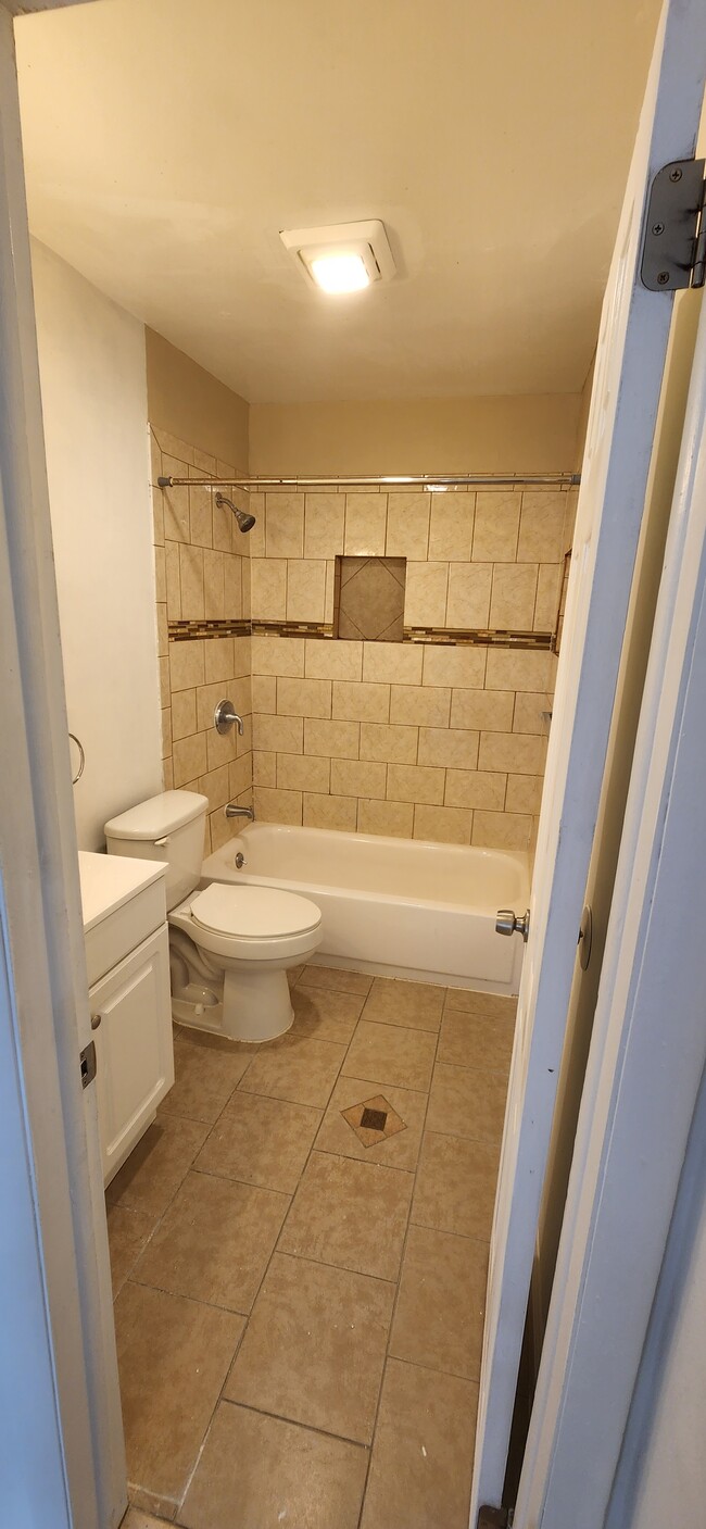 Master Bathroom - 102 Van Buren Rd