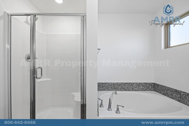 Building Photo - Charming 4-Bedroom Home – Space, Style, an...