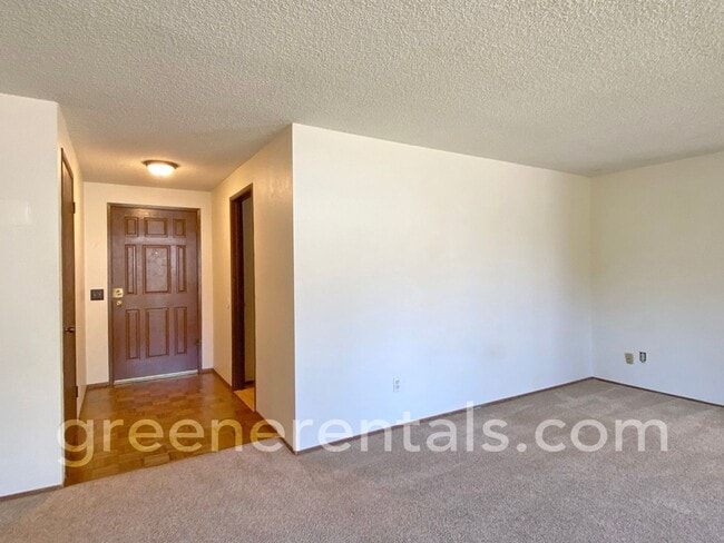 Building Photo - Coming Soon! 3BR 1.75BA Rambler in Olympia...