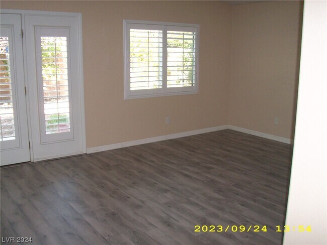 Building Photo - 8788 Rio Grande Falls Ave