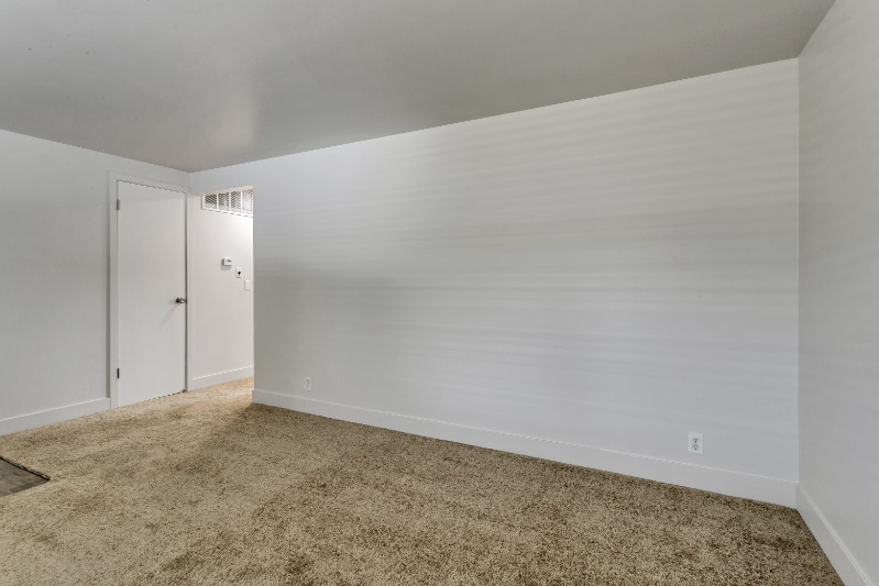 Building Photo - 2117 E 3300 S