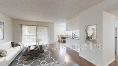 Building Photo - 905 Lakeside Dr