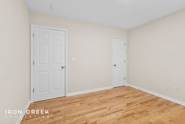 Building Photo - 9 Dundee St