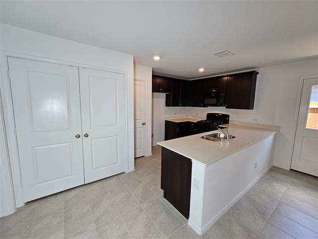 Building Photo - 7609 Bluebell Ln