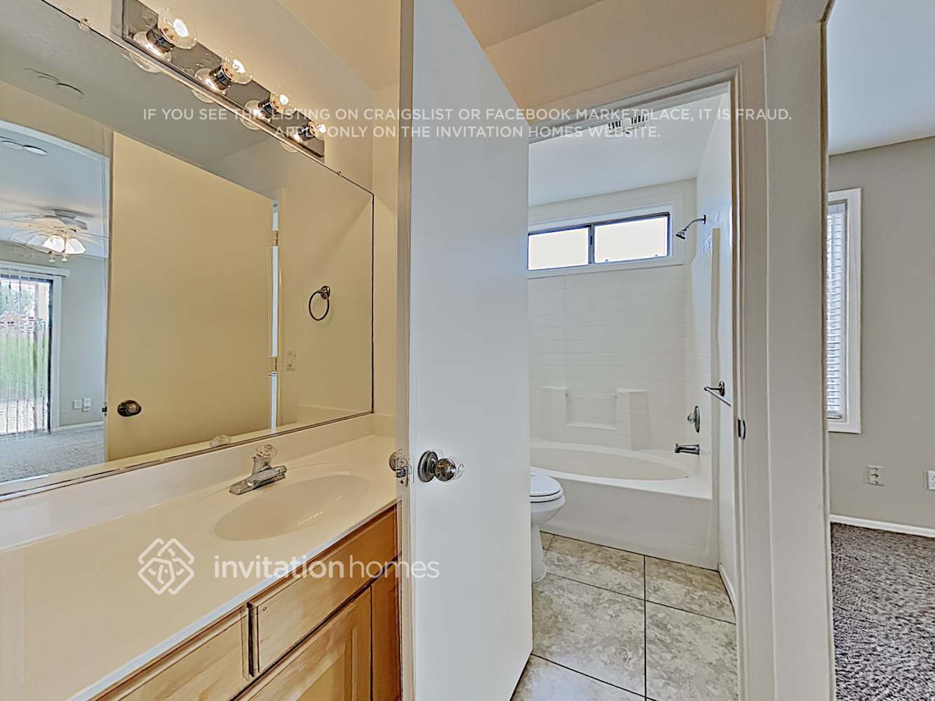 Building Photo - 12747 W Sharon Dr