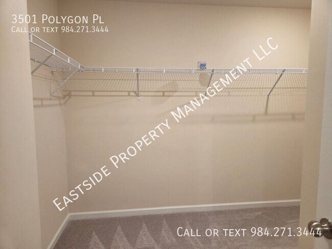 Building Photo - 3501 Polygon Pl