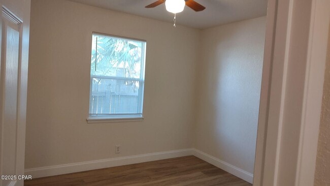 Building Photo - 6217 Pinetree Ave