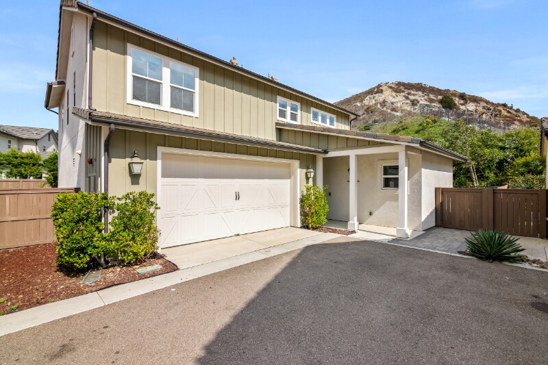Primary Photo - 2754 Overlook Point Dr