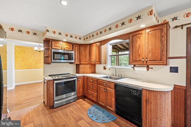Building Photo - 1236 Ellis Cir