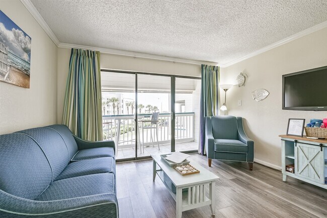 Building Photo - 6102 Seawall Blvd