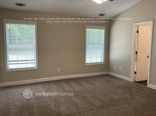 Building Photo - 4952 Bird Rd