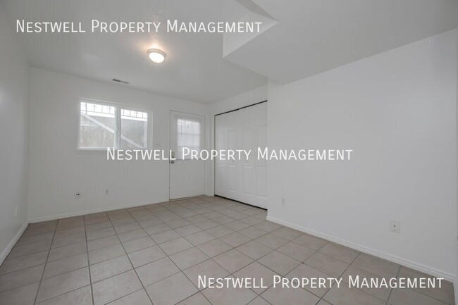 Building Photo - 3045 W 13800 S
