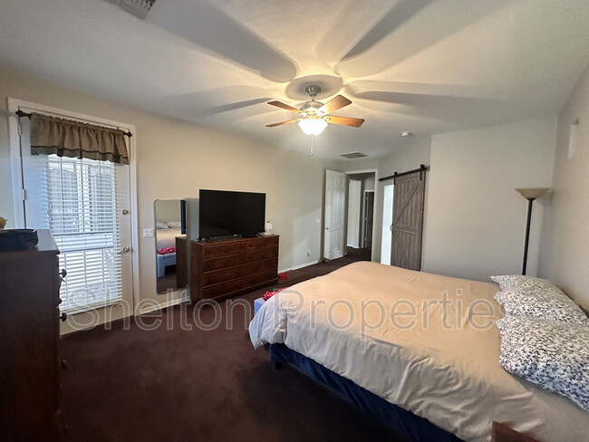 Building Photo - 30311 W Whitton Ave